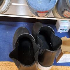 70代の母の履いていた靴の画像