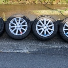 スタッドレス　タイヤ　185/60R15  BLIZZAK VRX2 