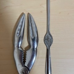 カニ鍋の季節  甲羅割りと、ほじほじスプーン