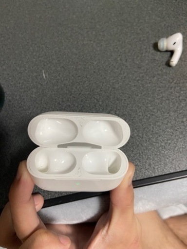 AirPods Pro 右耳のみ　