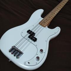 FENDERプレシジョンベースの画像