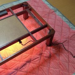 家具調炬燵 こたつ と 布団の画像