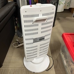 【美品‼️】山善 YAMAZEN 電気ストーブ twinheat+（ツインヒートプラス）カーボンヒーター シーズヒーター 遠赤外線 電気ストーブ 首振り機能 暖房器具の画像