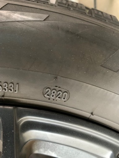 ケレナーズ　スタッドレス　ピレリ　pcd120　255/55/18 バリ溝