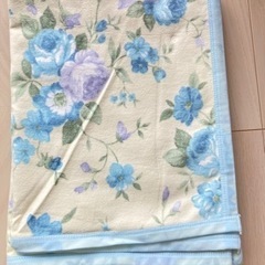 【値下げ】　新品　西川綿毛布