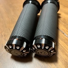 【アメリカングリップ】　ブラック　25mm  1インチ　アルミ