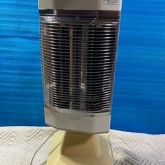 引渡済　ダイキン  遠赤外線暖房機　ERFT11KS