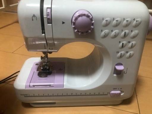 【取引中】ミシン 家具家電