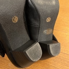 ストラップシューズ　23cmの画像