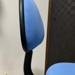 関家具 値下げ1700円の椅子　高さ調整 キャスター 幅:46㎝ (布 ブルー) の画像