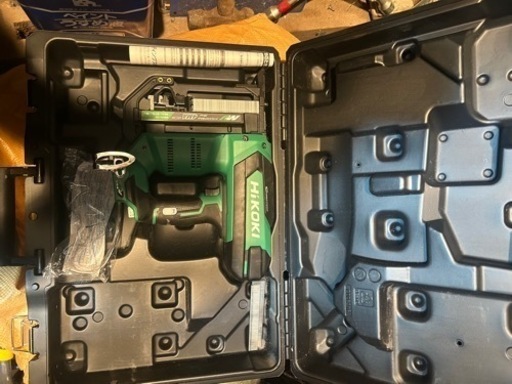 フロア用タッカ