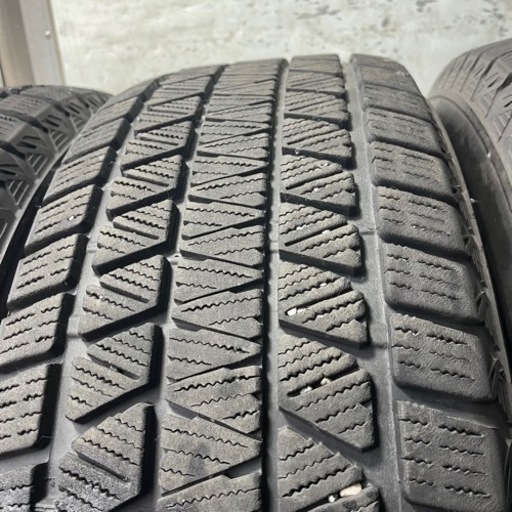 バリ山　BRIDGESTONE ブリヂストン　ブリジストン　DM-V3 265/65R17 スタッドレス　タイヤ　2019年製　17イ