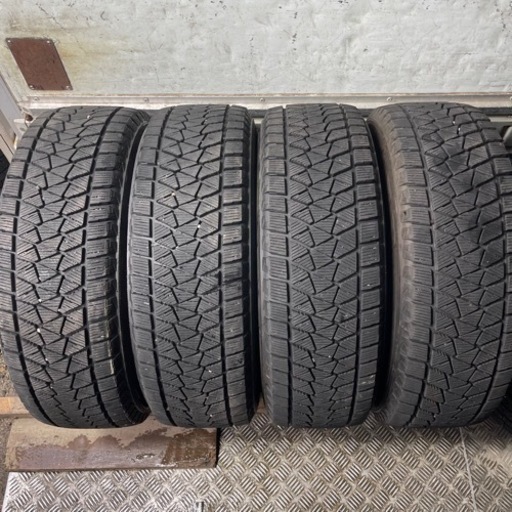 バリ山　BRIDGESTONE ブリヂストン　ブリジストン　DM-V2 225/65R17 スタッドレス　タイヤ 2018年製　17インチ