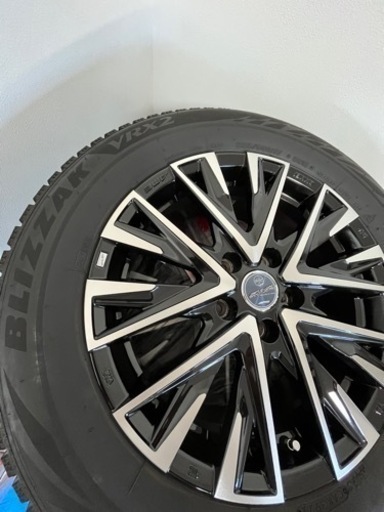 226/60R17 VRX2 スタッドレス　ブリザック　17インチ