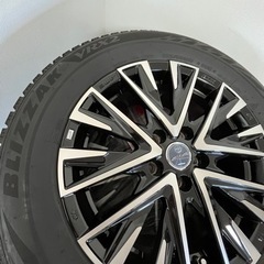 226/60R17 VRX2 スタッドレス　ブリザック　17インチ