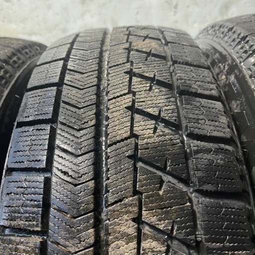 バリ山　BRIDGESTONE ブリヂストン　ブリジストン　VRX 195/65R15 スタッドレス　タイヤ　2017年〜2018年　