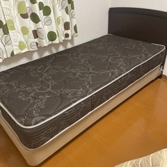 シモンズベッド