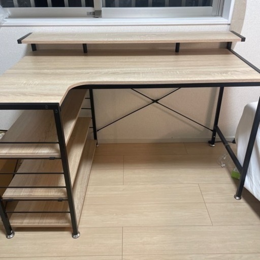 L字型テーブル