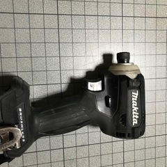 マキタ　インパクトドライバー　18v  本体のみ