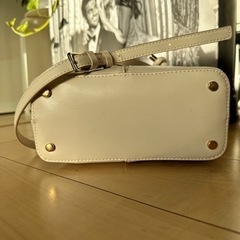 zara ショルダーバッグ　ハンドバックの画像