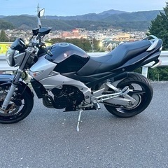 スズキGSR 400 F i 4 シリンダー車検2年付きの画像