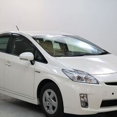 【燃費の良い車！！】　乗り心地が良く走行性が良いのでオススメです。