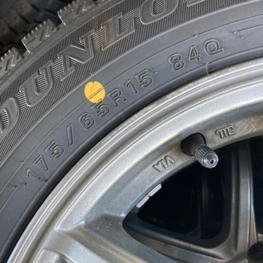 冬タイヤ、4本アルミセット、175/65R15、5穴、