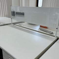 【美品】デスク パーテーション（7個まで対応可）