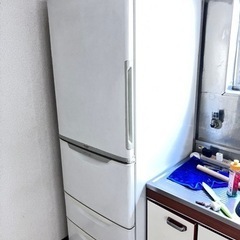 冷蔵庫　sharp 410Lの画像