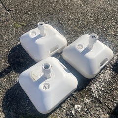 旗立てスタンド　（１個から購入可能）３個あります。1個500円〜