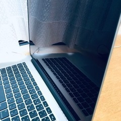 Macbook Pro 15インチ（11,5）の画像