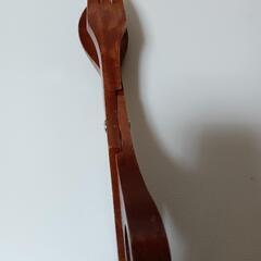 3超激安♦️新品♦️木製はさみ型トンク♦️長さ26cm♦️お洒落で使いやすく便利です♦️かなりお値打ちにお譲り致します♦️人気の品おすすめの画像