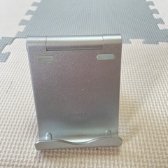 【お取引中】モバイルバッテリー、電池充電器、スマホスタンド、充電器の画像