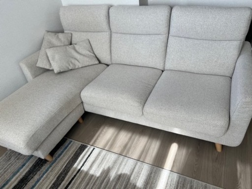 使用期間１年未満⭐︎3人がけソファ