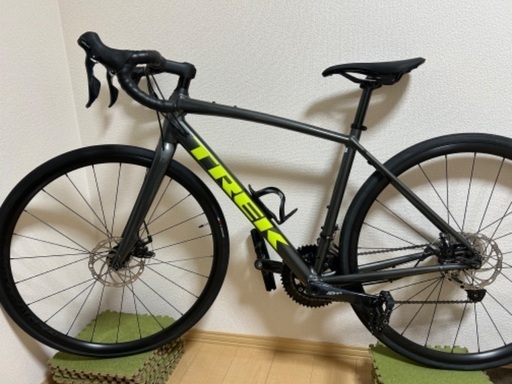 TREK ドマーネ AL3 56 グレー/イエロー TREK ドマーネ AL3 56 グレー