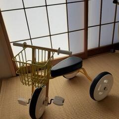 無印良品　復刻版　カゴ付三輪車　黄色