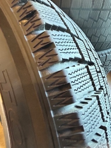 スタッドレスタイヤ&ホイールセット  (205/65/R15)