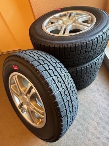スタッドレスタイヤ&ホイールセット  (205/65/R15)
