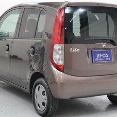 【デザインが人気の車！！】　女性に人気の車になってますので運転がしやすいです。の画像