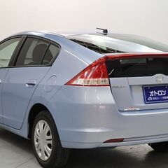 【燃費が良く加速が良い車！！】　乗りやすいので初めて乗る方にオス...
