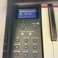 2017年製　ヤマハ電子ピアノ クラビノーバ　CLP-645DWの画像