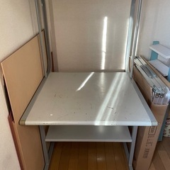 パソコンラック