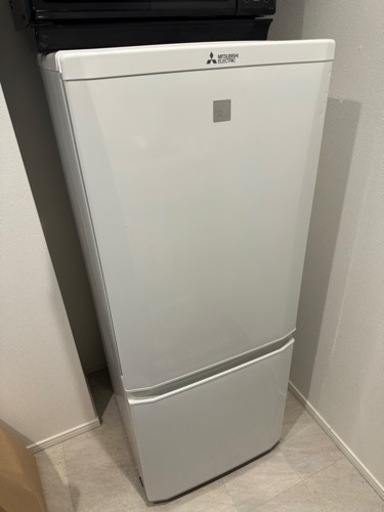 【値下げ中】冷蔵庫　146L　三菱　MR-P15EC-KW【右開き】