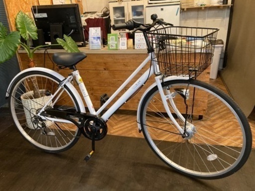 【LEDオートライト】6段変速　27インチ自転車　ホワイト