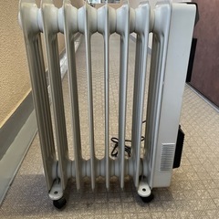 デロンギオイルヒーター　ジャンクの画像