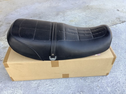 Kawasaki Z1 Z2 用　シート　売れました