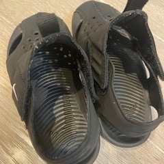 13cmNIKE キッズサンダルの画像