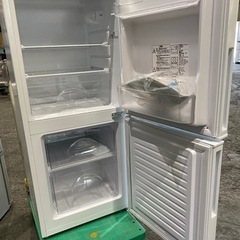 福岡市内配送無料　2021年　106リットル直冷式2ドア冷蔵庫 Nグラシア WH ニトリ の画像