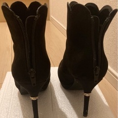 ショートブーツの画像