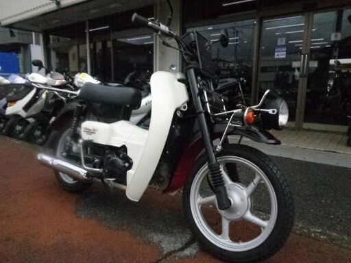 NO.4826　バーディー５０ＦＩ　４サイクルＦＩ車　３速　グリップヒーター付き　フロントキャリア＆リヤキャリア付き　ブラック＆ホワイト　☆彡